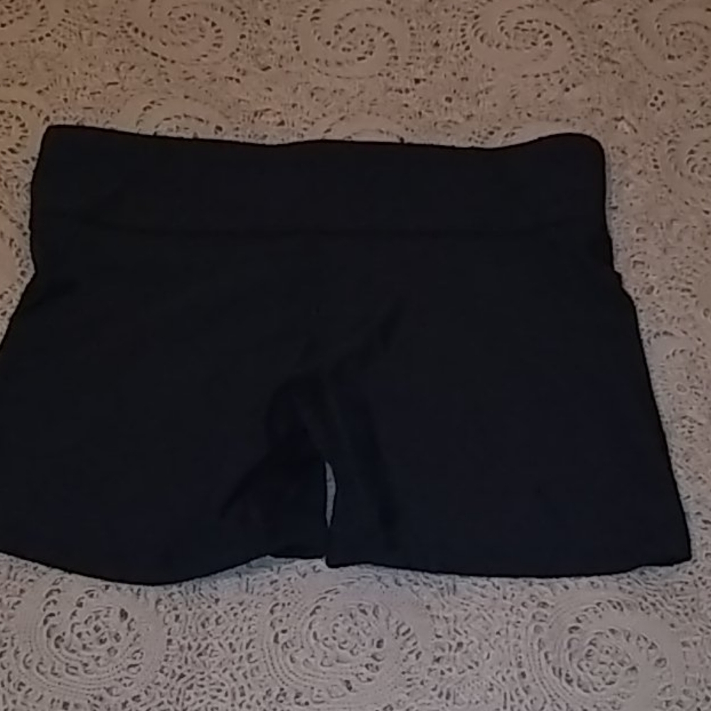 Under Armour Compression 3" Shorts - image 8